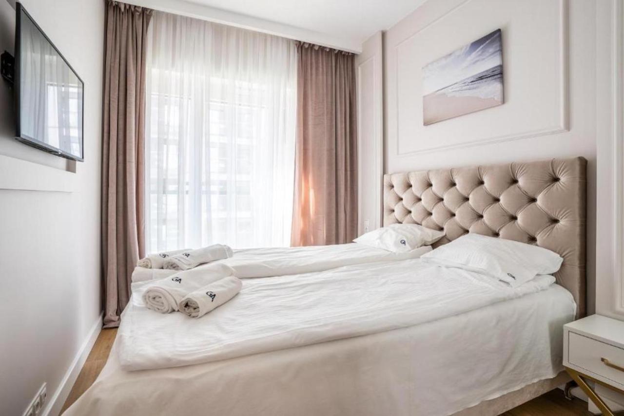 Apartament Mennica Residence - Golden Apartments - Comfortable And Stylish Varsóvia Exterior foto